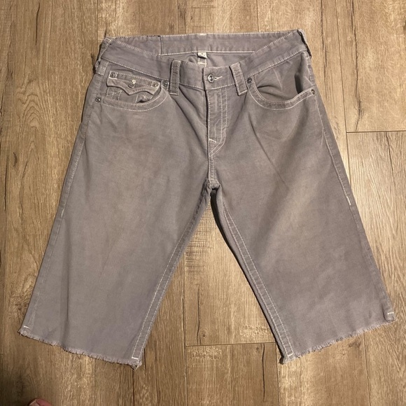 True Religion Corduroy CUT OFF shorts size 32 - Picture 1 of 5